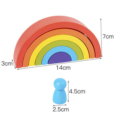 Siete apilador de madera Toy Jengle Arched del arco iris del color 13.5cm