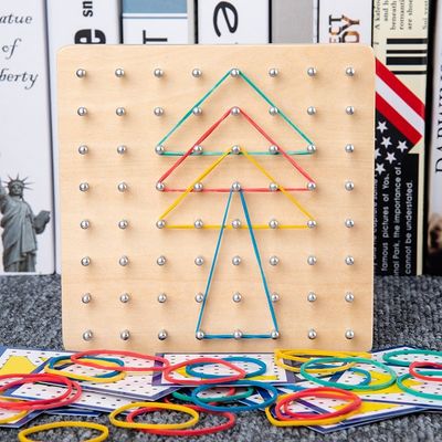 Tablero gráfico de Toy Math Wooden Blocks Montessori de la matemáticas de madera del clavo del lazo de los niños el 15cm