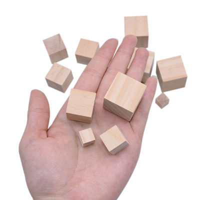 Bloques cuadrados de madera de los artes de madera inacabados del pino el 1.5cm del árbol
