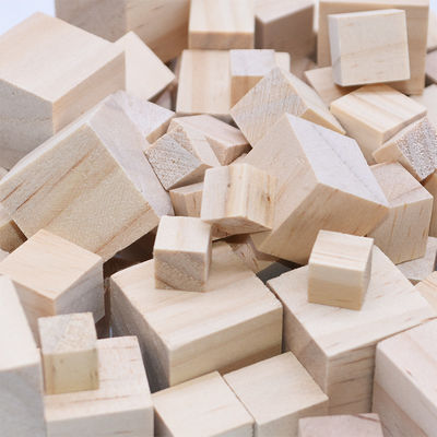 Bloques cuadrados de madera de los artes de madera inacabados del pino el 1.5cm del árbol