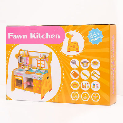 La cocina miniatura de madera de la familia los 66cm fijó a Toy Kitchen Accessories de madera