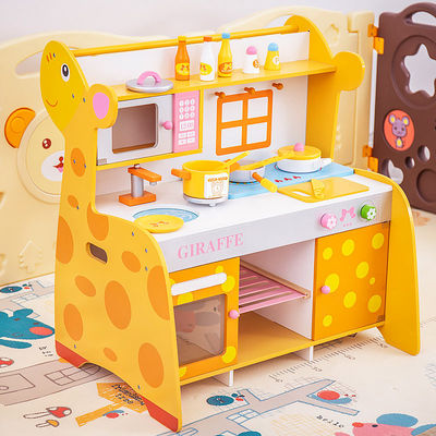La cocina miniatura de madera de la familia los 66cm fijó a Toy Kitchen Accessories de madera