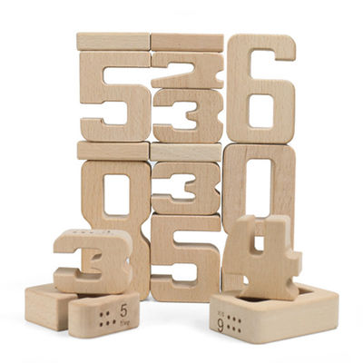 Unidades de creación de madera Toy Number Montessori de los juegos de Jenga