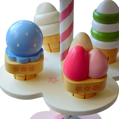 Helado magnético de madera de la simulación realista Toy With Display Stand
