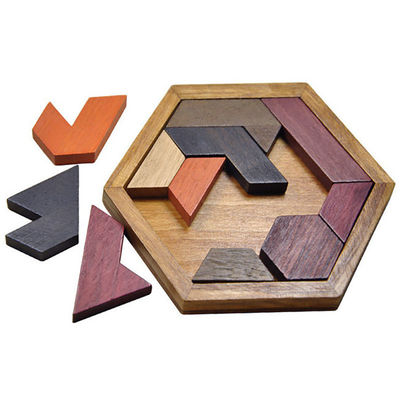 Rompecabezas de madera hexagonales de Montessori de los niños