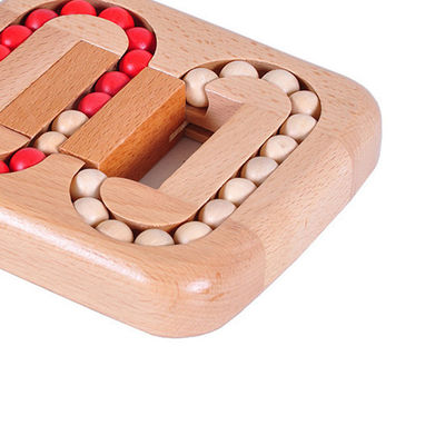 Juego de pelota plano de madera de la haya educativa sin las rebabas