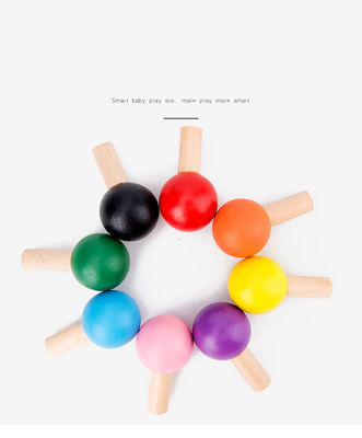Captura de madera el juego del gusano para el entrenamiento de la coordinación del ojo de la mano de los niños