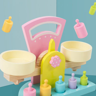Escala de madera insípida Toy For Preschool Children de la balanza