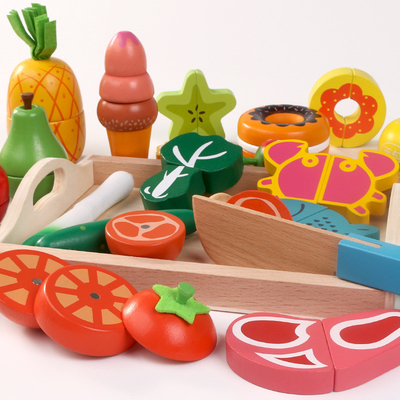 La cocina de la simulación finge a los niños de Toy Wooden Montessori Educational For
