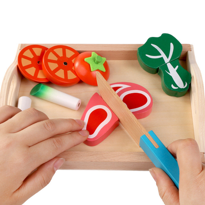 La cocina de Montessori finge a Toy For Children Cutting Fruit Vegeta