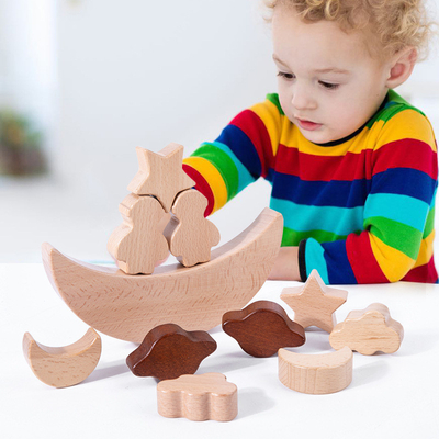 Los bloques de madera de los juguetes educativos de los niños de Montessori que las estrellas están en la luna apilaron el contra de madera de Toy Diy Baby Balance Training de los bloques