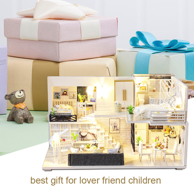 Muebles miniatura Kit For Children Birthday de las casas de muñecas de madera de DIY