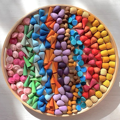 El bebé que el constructor de madera fijó el arco iris de madera nórdico bloquea al bebé educativo G del niño de los niños de los juguetes de Montessori de las piezas flojas