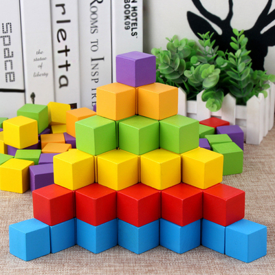 Unidades de creación de madera coloridas Toy Baby Color de los cubos y juguetes educativos de madera de la forma geométrica para Chil