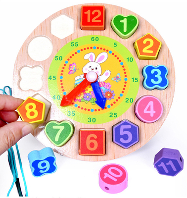 Las gotas educativas animales de Montessori del reloj moldeado de madera colorido de Digitaces desconciertan los artilugios que hacen juego el reloj Toy Kid