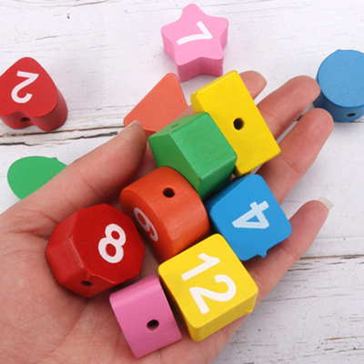 Las gotas educativas animales de Montessori del reloj moldeado de madera colorido de Digitaces desconciertan los artilugios que hacen juego el reloj Toy Kid