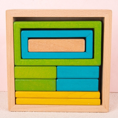 El rompecabezas de madera de la jerarquización del apilador bloquea a Montessori que apila el juego para el preescolar