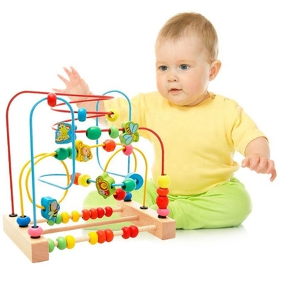 Los juguetes educativos tempranos de madera circundan al primer práctico de costa Maze For Kids de la gota