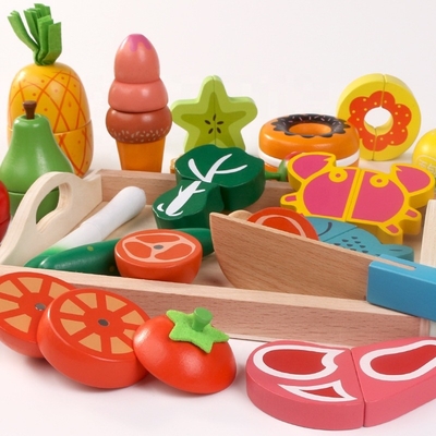 Legumbre de fruta de madera de la simulación que corta fijada para la cocina