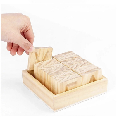 Palabra de madera de Montessori que deletrea al tablero Pen Control Training de la práctica del surco