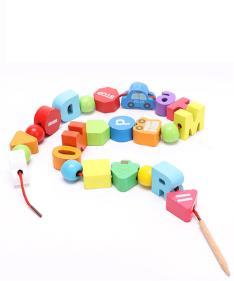juego moldeado de la cuerda del tráfico urbano 75Pcs de la letra de madera del número que ata roscar
