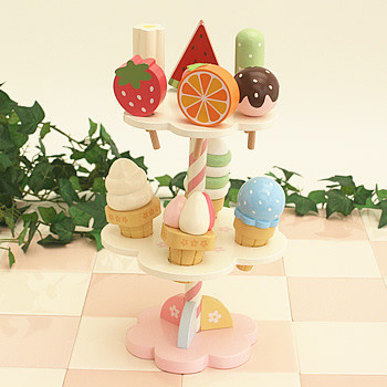 Los juguetes de madera magnéticos del helado de la simulación fingen la comida de la cocina del juego